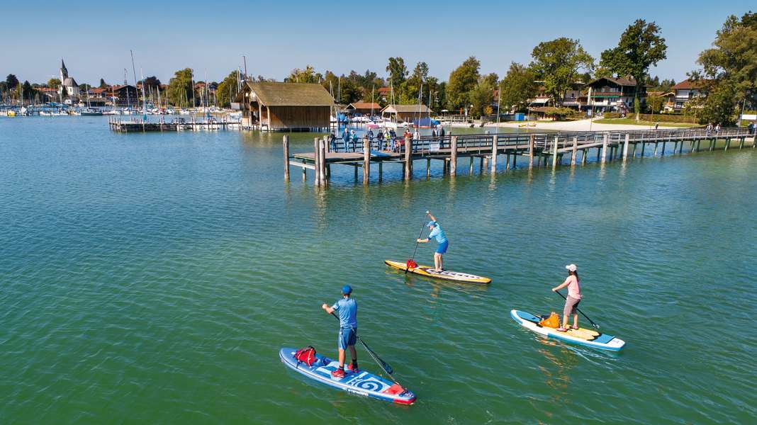 Touren-Tipp Chiemsee: Mit SUP und Rad um Bayerns Schmuckstück