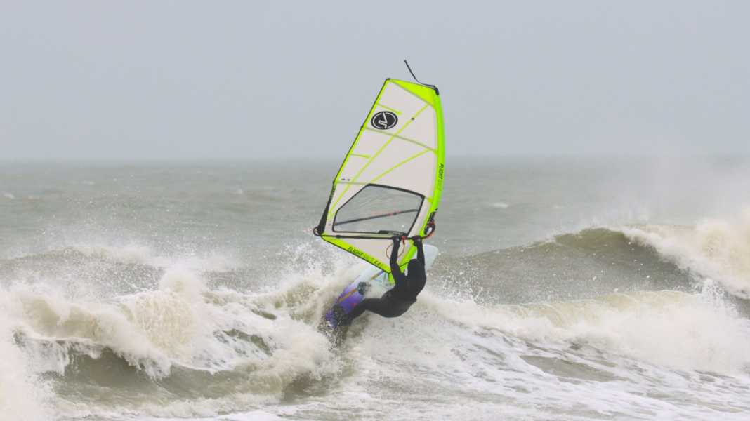 Sail brands unite: Flight Sails merges with Ezzy