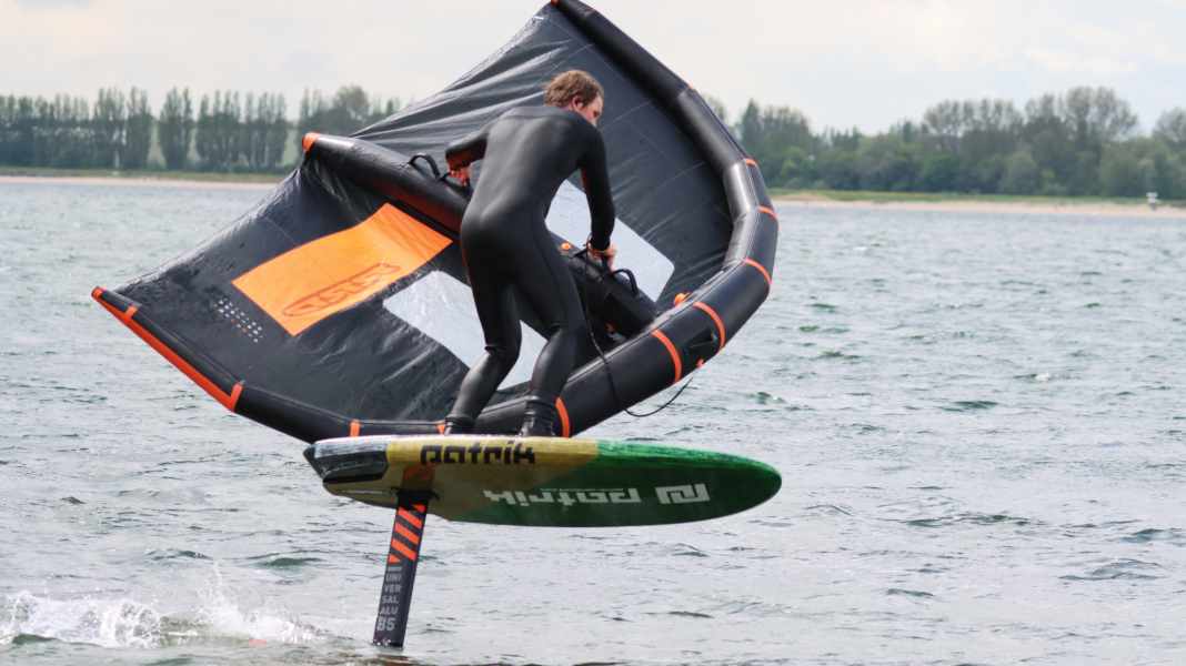 Windfoil, Wing, SUP: Crossoverboard Patrik Foil A.I.O. in test