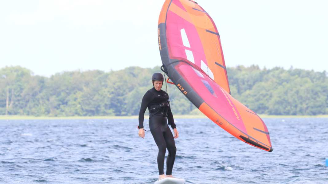 Basics: Wingfoiling with a harness - these ropes & harnesses make sense