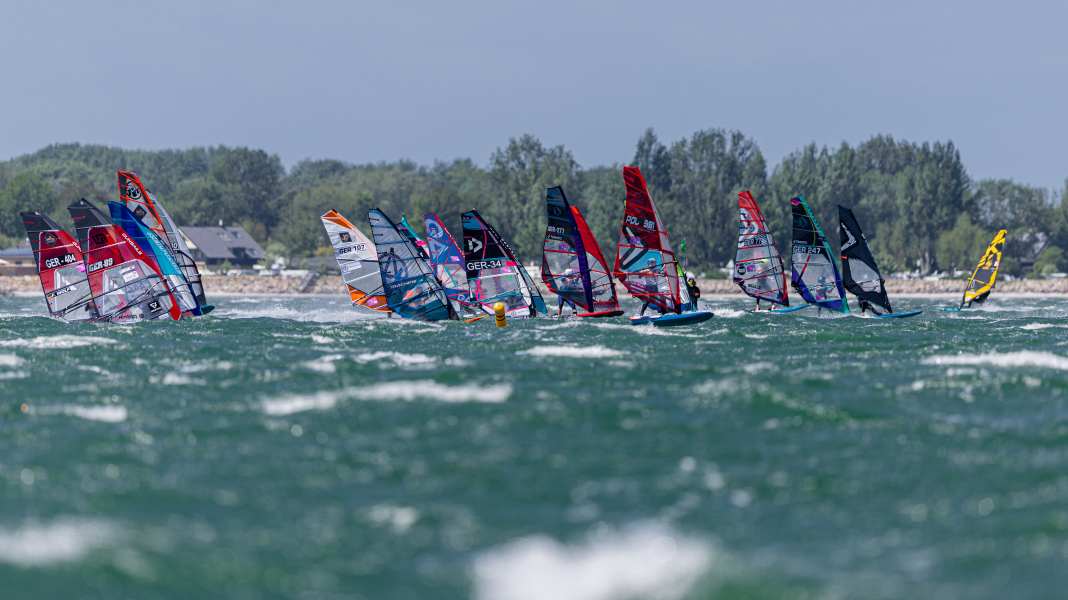 One parent, one child: family classification at the Racer of the Sea