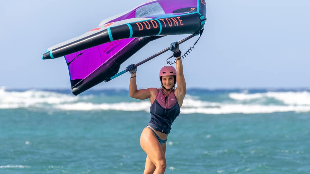 Accessories: Impact protection waistcoats - safety and protection against the cold for water sports enthusiasts