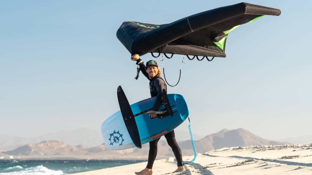 Carrying and storing the wing - tips for wingsurfing beginners
