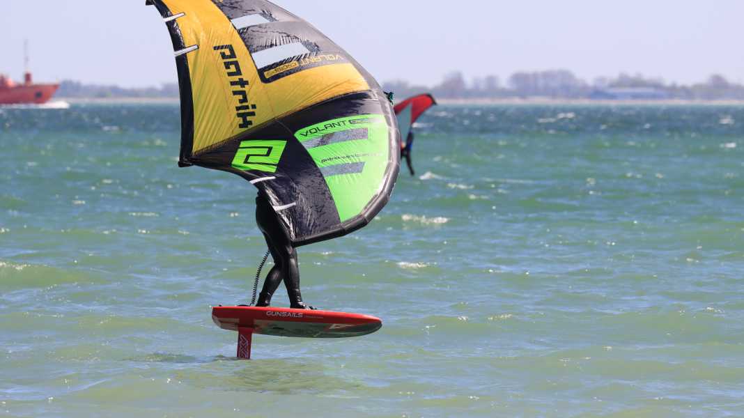 Test: Patrik Volant Cross V2 - fast wing for sporty surfers