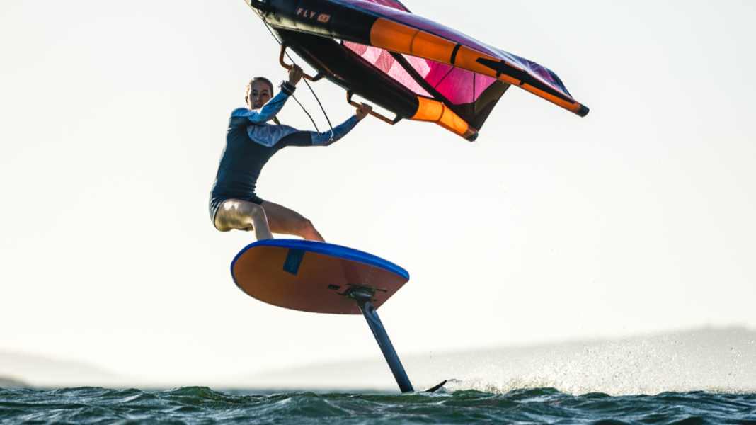 Testing the new NeilPryde Glide Swift Carbon Foil