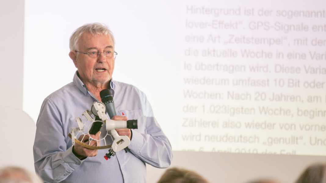 Bobby Schenk: Der Blauwasserpapst liest seine letzte Messe