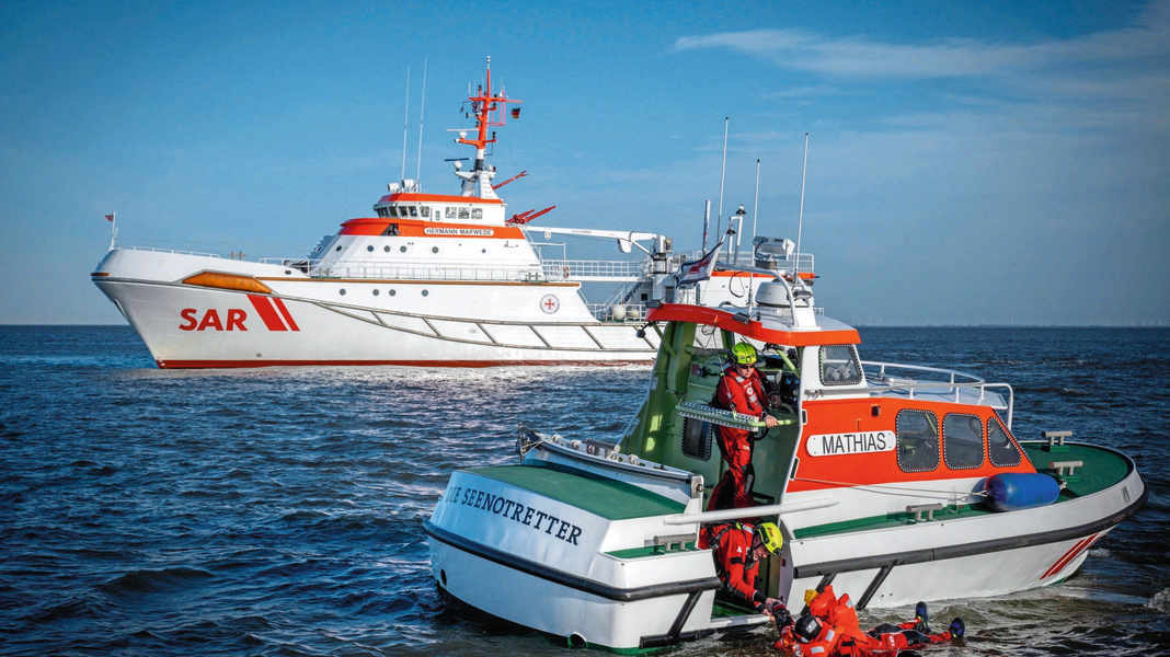 Klaus-Peter Wolf: Sea rescuers the victims of an assassination attempt in the next book?