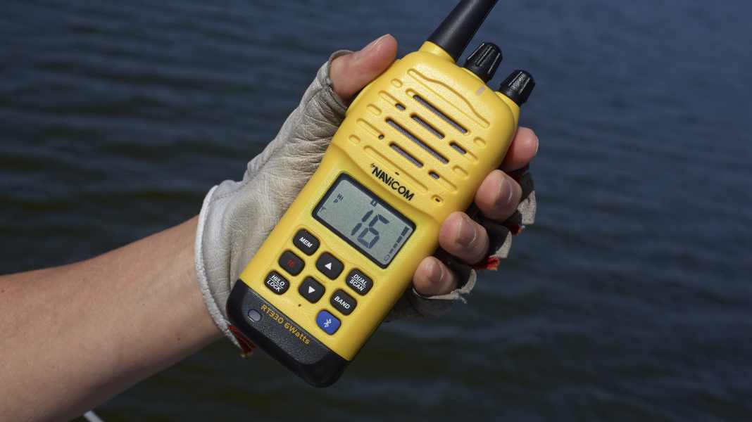 Petition in favour of more flexible use of VHF handheld radios