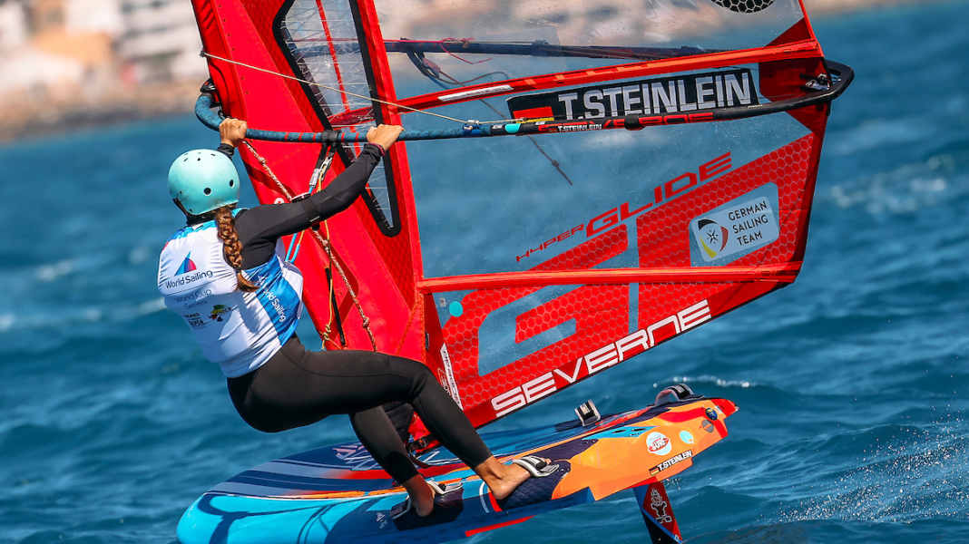 iQFoil: Steinlein on course for a podium finish, Kördel gains momentum