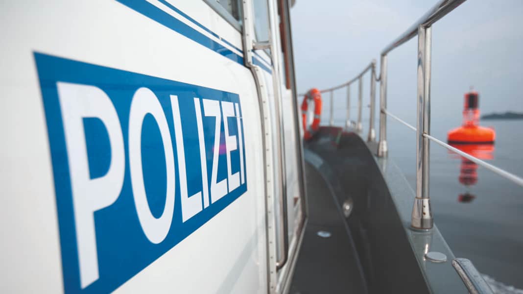 Accident: Laser sailor has an accident in Wismar Bay