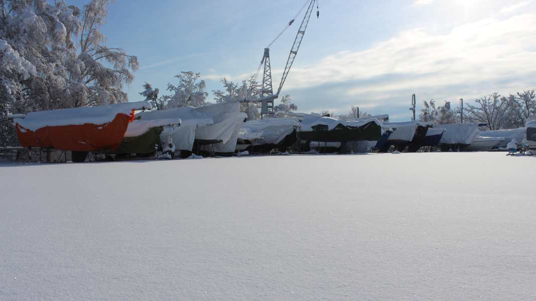 Winterlager: Wenn Schnee zur Last wird