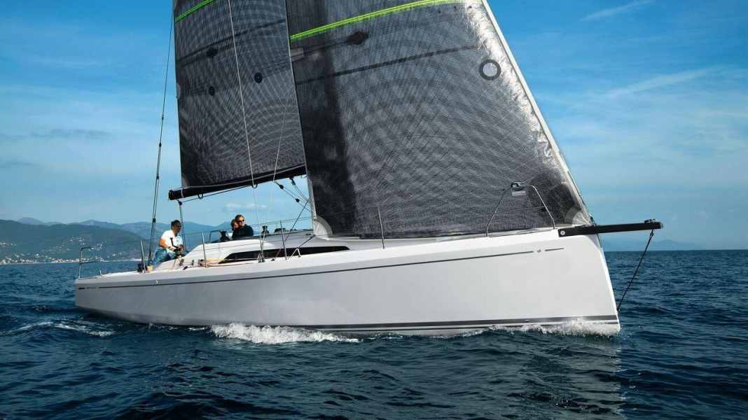 Grand Soleil 34: design sportivo