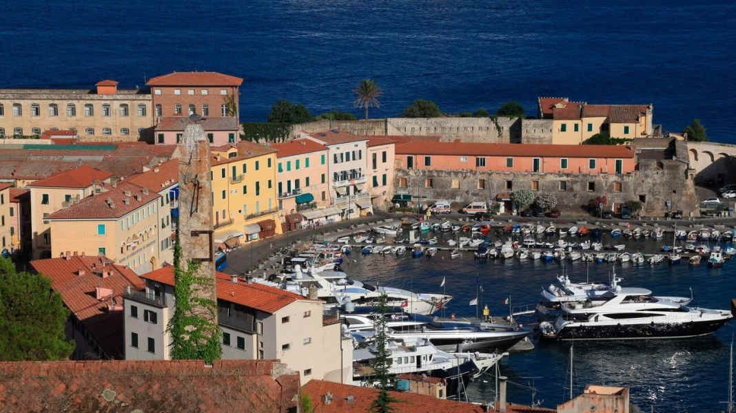 Revier-Info: Yachtcharter Italien: Elba und Toskanischer Archipel