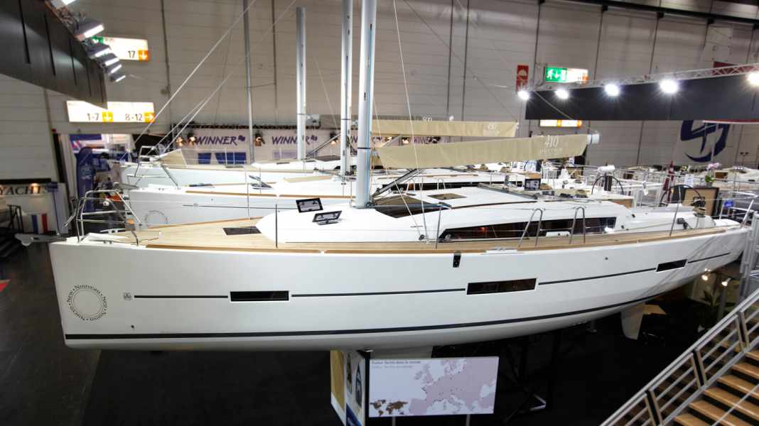 Salon : Première boot VI : Dufour 410 GL