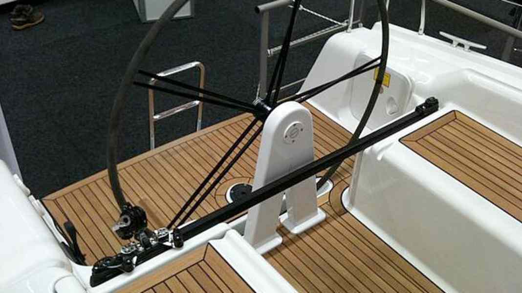 Dehler 32: Performance Cruiser jetzt auch mit Rad