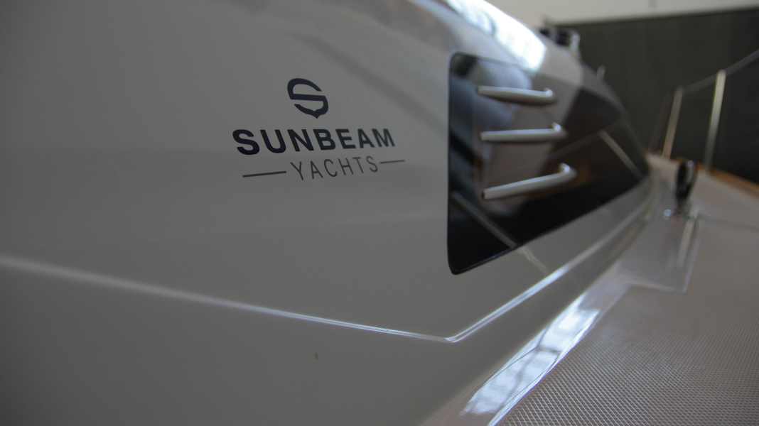 Small cruisers: Interboot premieres I - Sunbeam 24.2