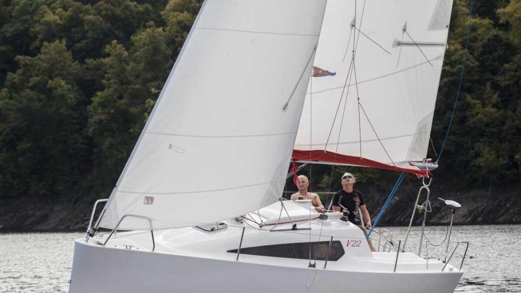 Small cruiser test: Viko S22: sobering results