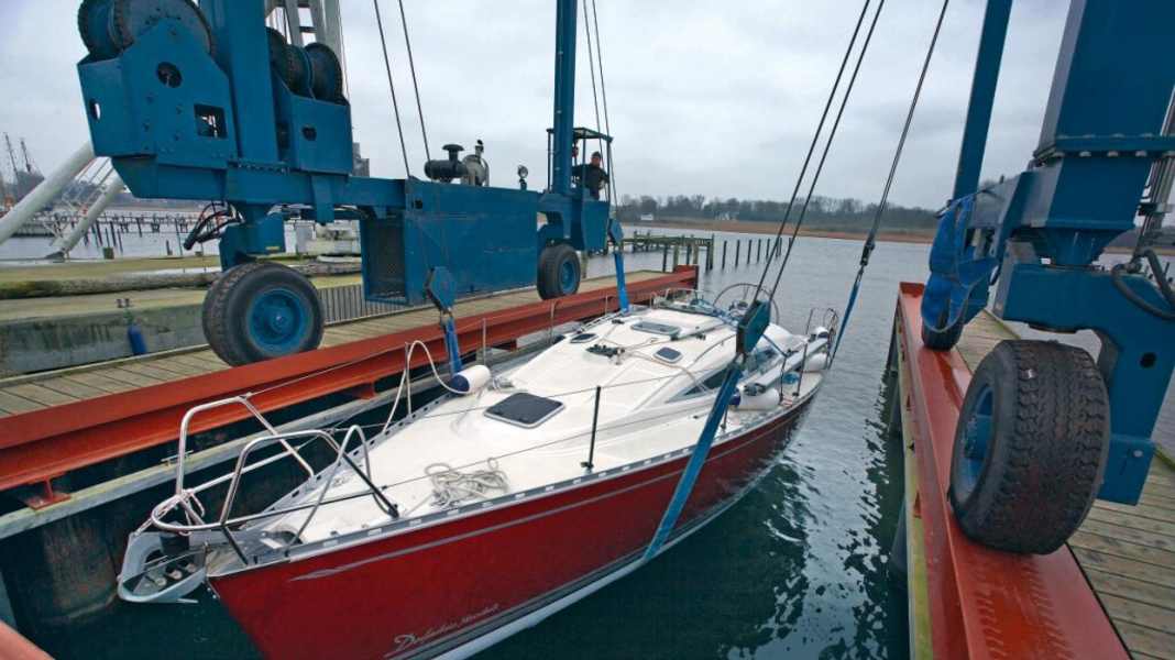 Insurance: Keep an eye out when uncraning!