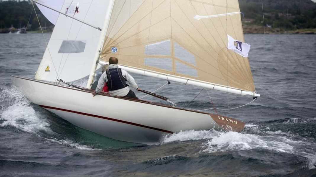 Histoire du yachting : le développement de la classe de construction 5.5mR