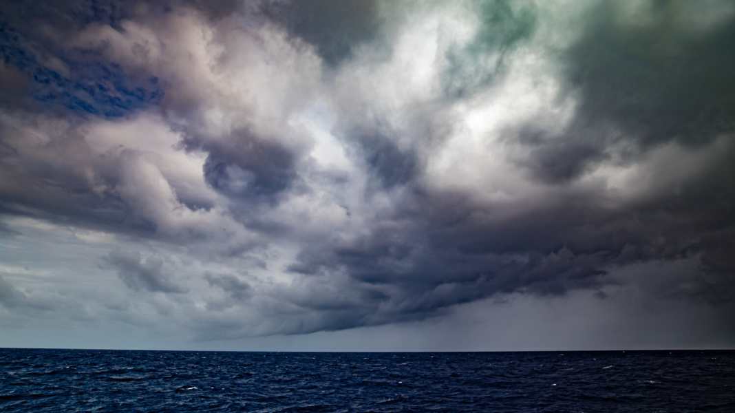 Volvo Ocean Race: Die Nervenschlacht am Kalmengürtel