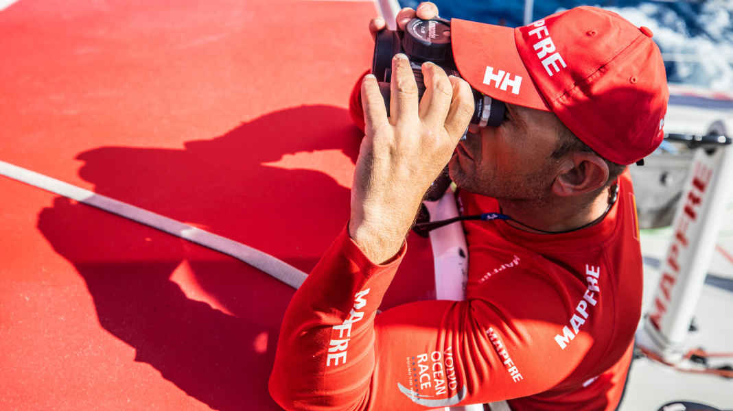 Volvo Ocean Race: Like Spain's flag: red-yellow-red Atlantic triathlon