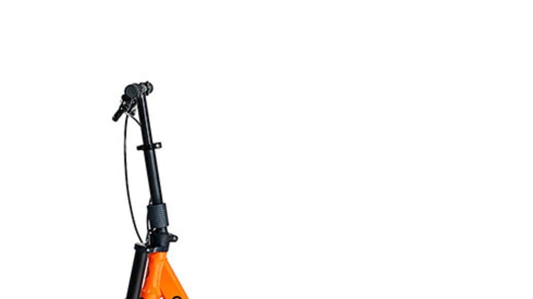 Mobilità: anche per le distanze più lunghe: scooter pieghevole Gomate con motore elettrico