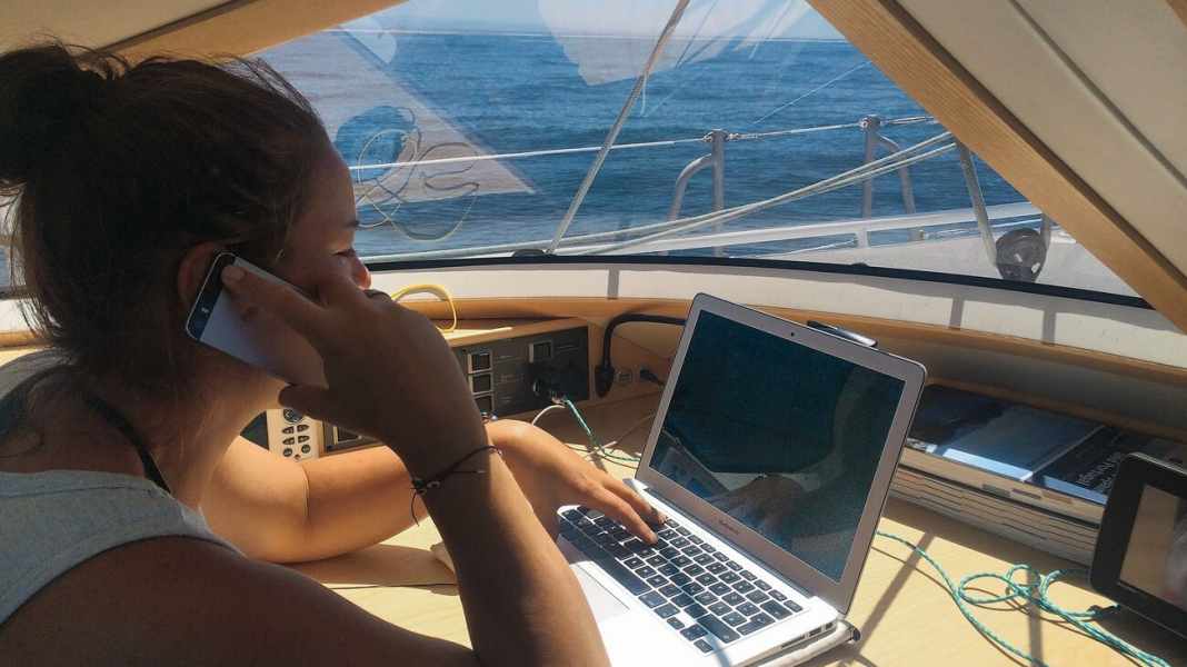 Boat Office: So verlegen Sie Ihren Arbeitsplatz aufs Schiff