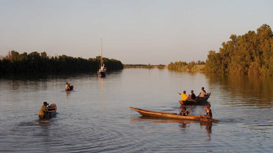 Blue Water Blog: Adventure Africa: Travelling on the Gambia River