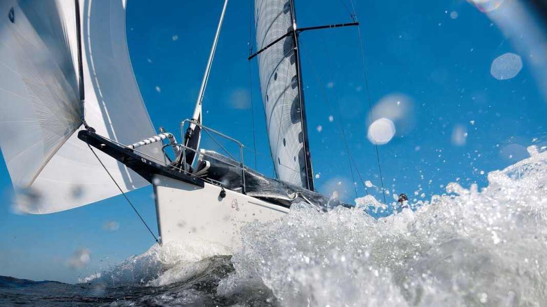 Beschläge: Raum-Ausstattung für Raumwindsegel