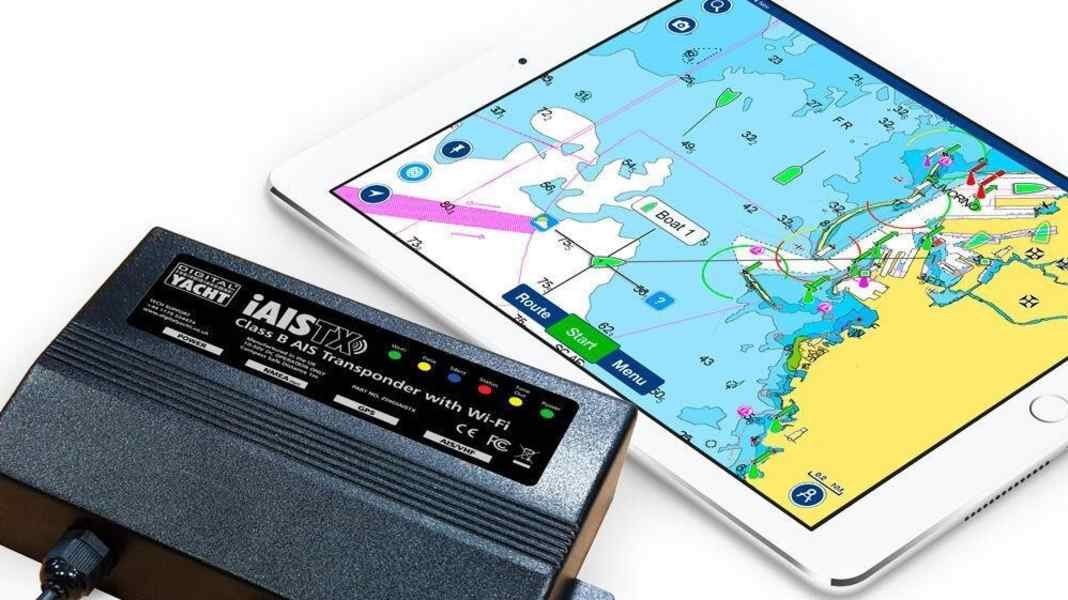 Navigation: AIS transponder with Wi-Fi brings real-time data to the tablet