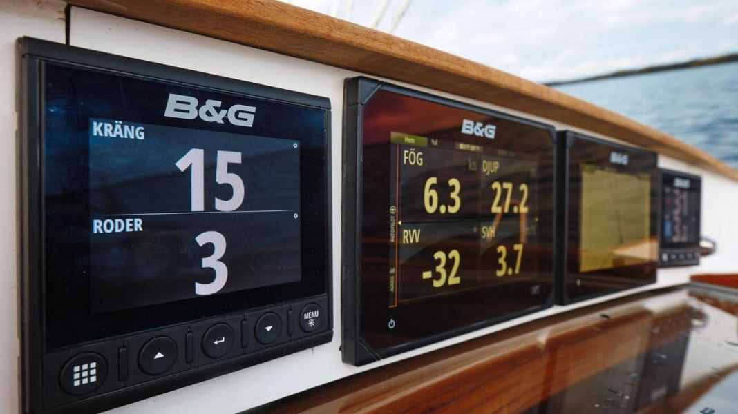 Calibration: Instructions for compass, echo sounder, log and wind sensor