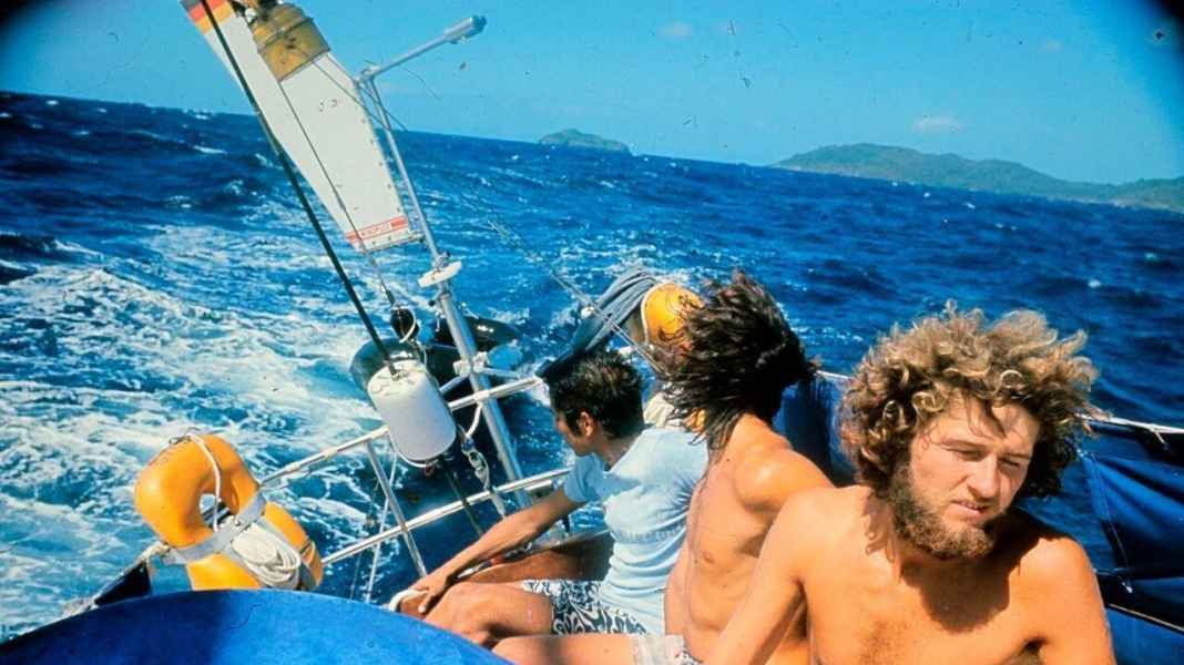 Cinema: Sailing film: The circumnavigation of the "Peter Willemoes"