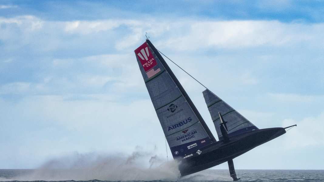 America's Cup: Drama für American Magic: "Patriot" im Prada Cup gekentert