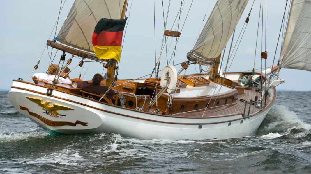 La barca speciale: Bounty: la nave del boss