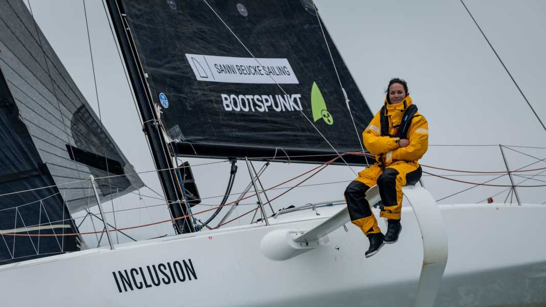 Sanni Beucke: in Boris Herrmanns Heckwasser zur Vendée Globe: Eine Olympia-Zweite auf Offshore-Kurs: "This race is female"