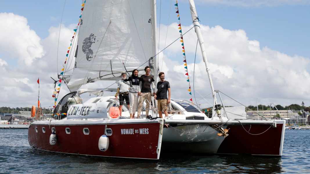 Aventure : un catamaran low-tech revient d'un tour du monde à la voile