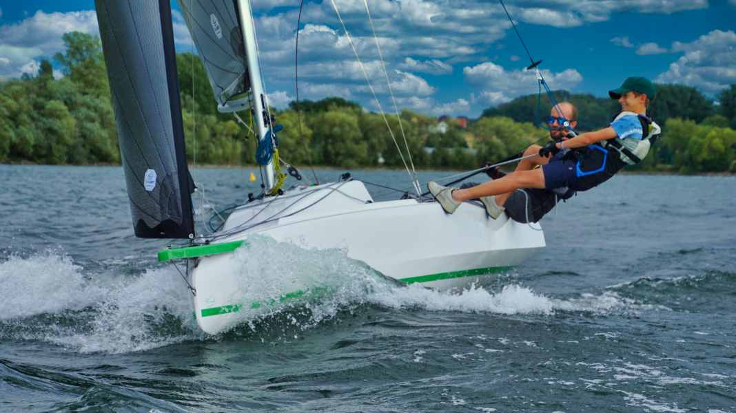 Halb Jolle, halb Kleinkreuzer: Sailart erweitert Portfolio mit der 17.5