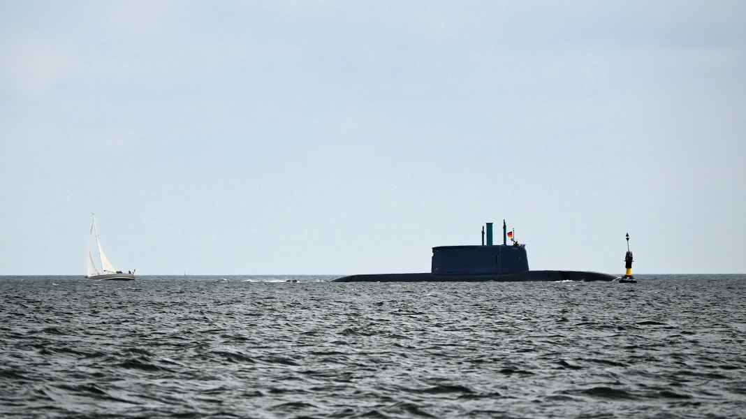 Russian submarines: Sweden registers weekly encounters