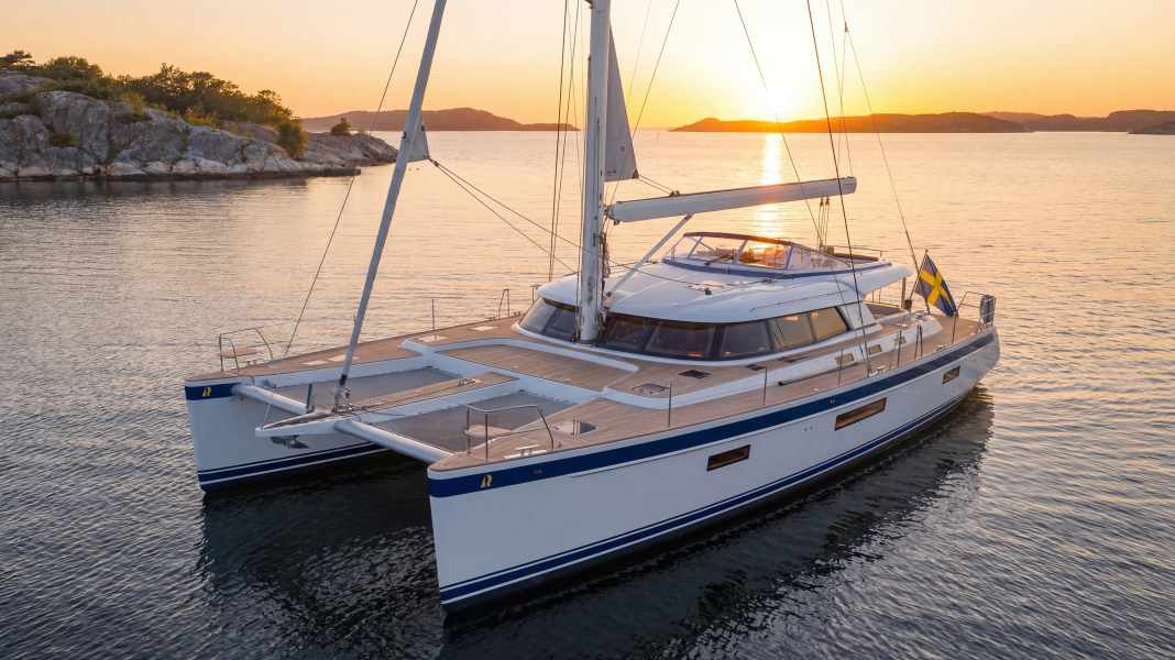 Multiscafi: Hallberg-Rassy annuncia un catamarano