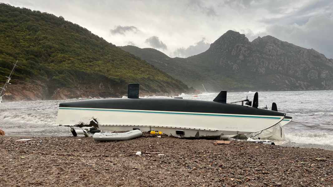 Storm over Corsica: Report of an owner who lost his catamaran
