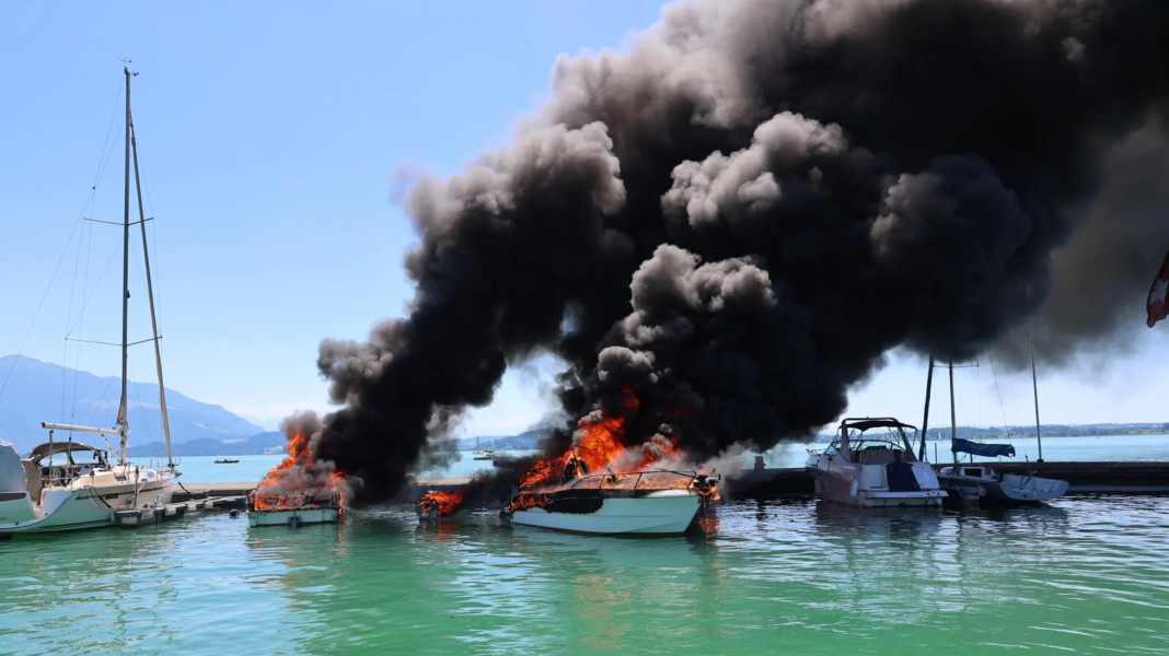 Havarien: Brennende Boote in Nord und Süd