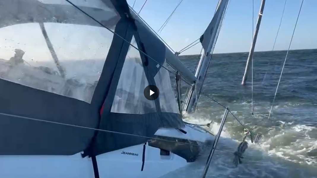 In distress at sea: video of the sinking of Santiano musician Pete Sage's Jeanneau