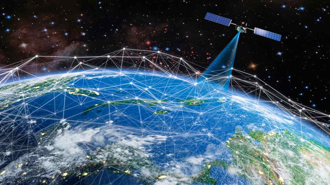 Iridium, Starlink, Inmarsat : la communication par satellite à bord - et les alternatives