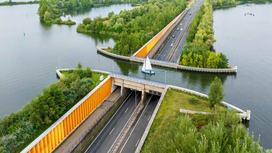 Netherlands: Seven provinces, seven cities - Harderwijk in Gelderland