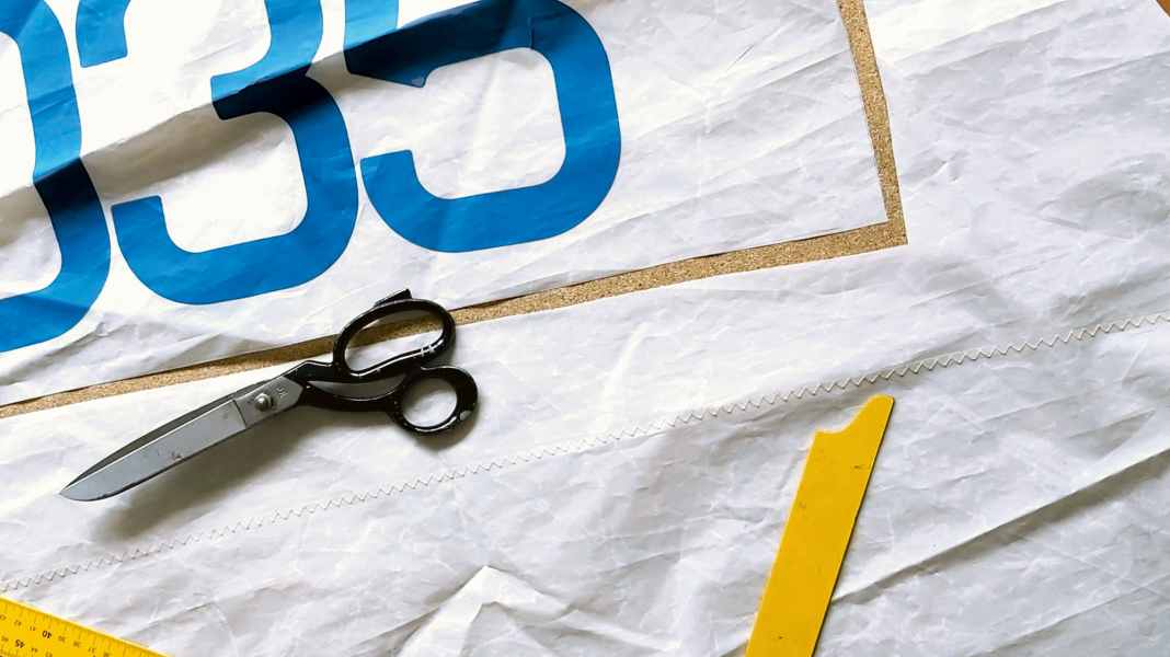 Recyclage des voiles : pas seulement des sacs chics - ce qui se passe avec le vieux tissu