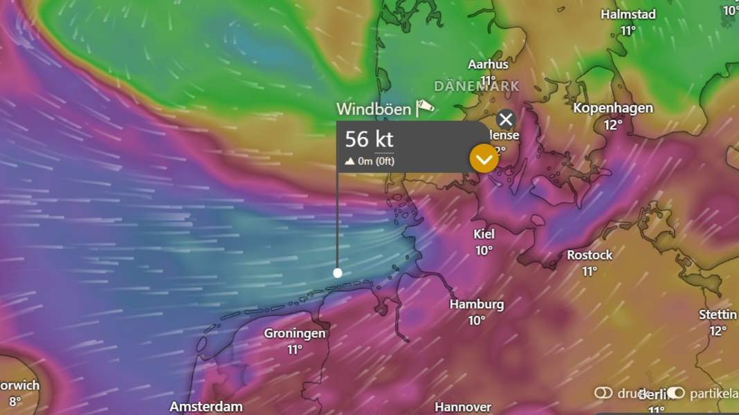 Hurricane: storm depression brings first strong autumn storm