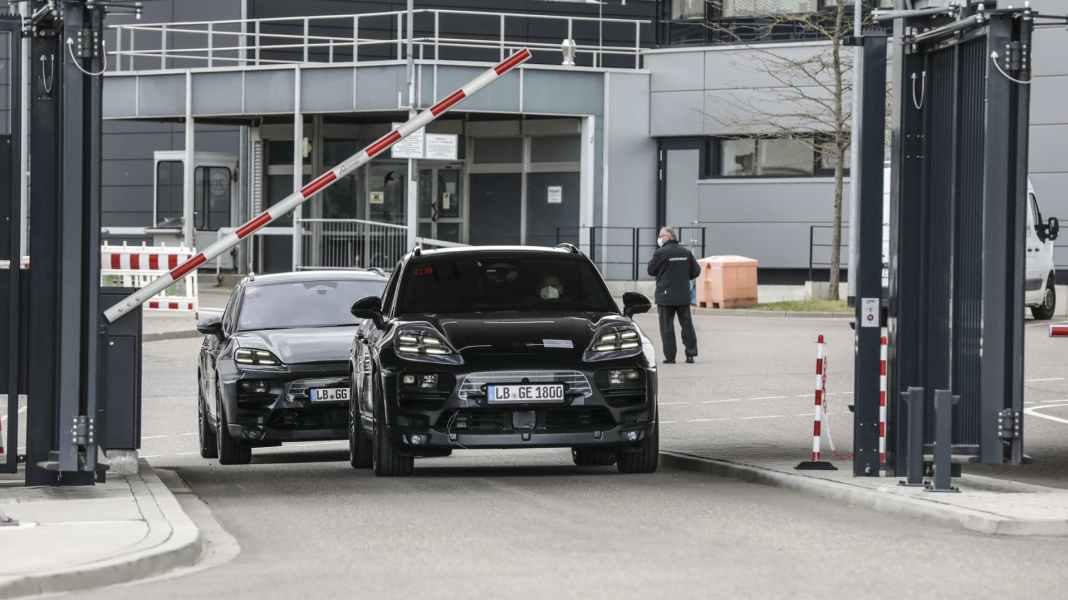 Prototypen des vollelektrischen Porsche Macan: Zwischen digitaler & realer Welt