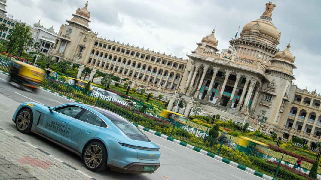 Ein Porsche Taycan durchquert Indien: K2K - 4000km mit Respekt