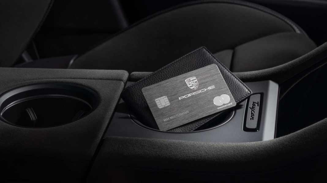 Porsche präsentiert Kreditkarte in neuem Design mit zusätzlichen Services