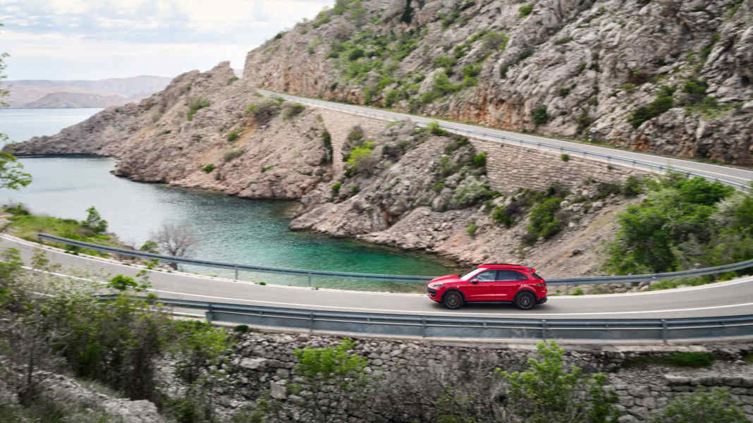 Porsche Cayenne GTS Typ PO536 PA: Mehr oder weniger